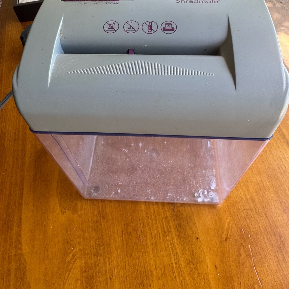 Shredmate Paper Shredder in Gray